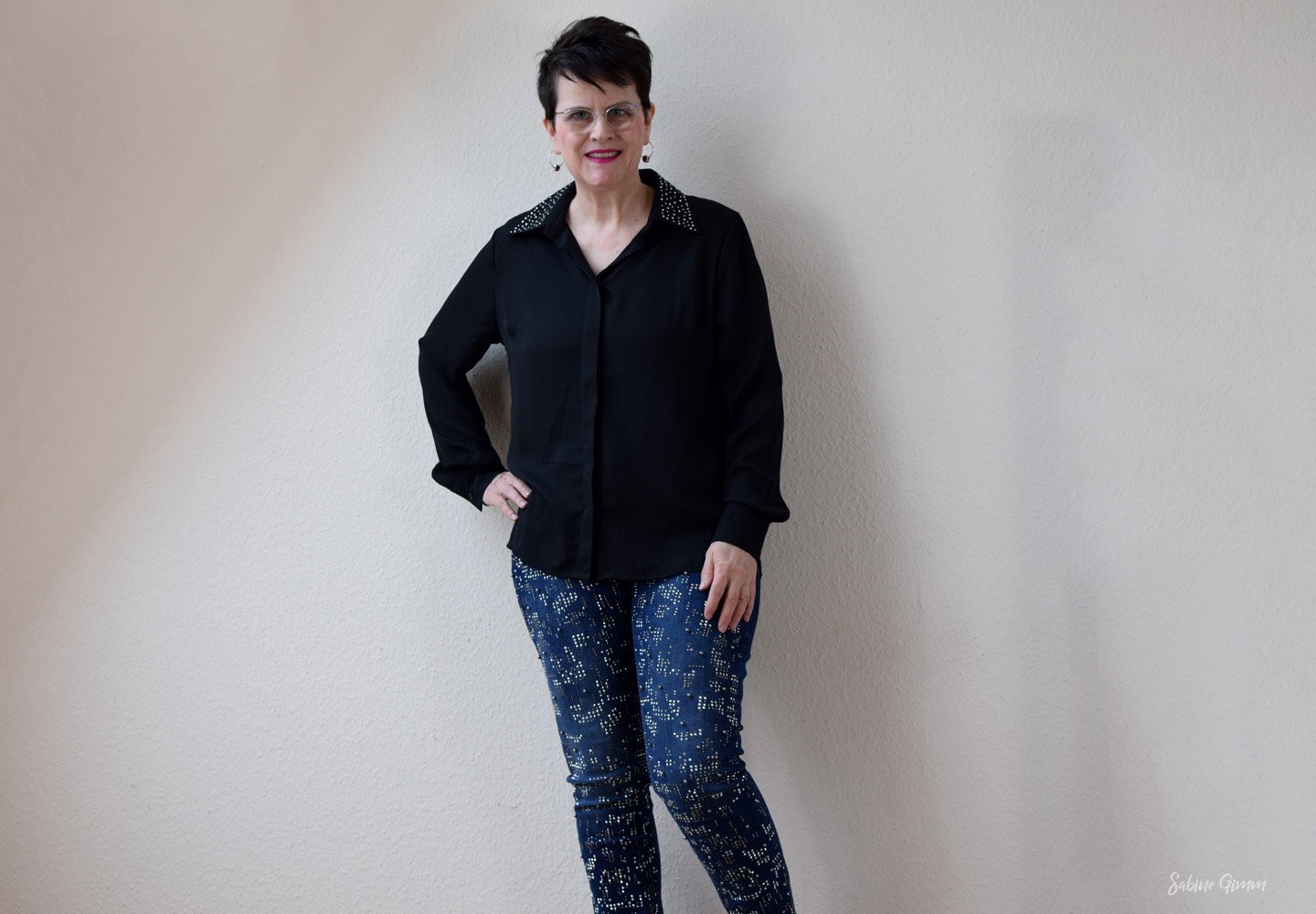 Zum #Jeanstuesday – Eleganz trifft auf Bling-Bling